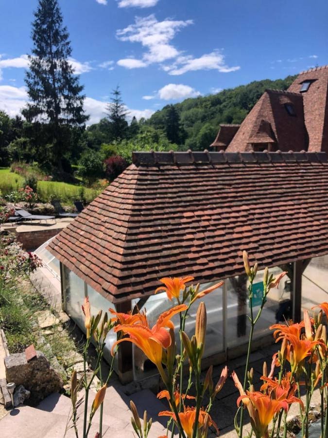 Le Prieure Des Fontaines Les Preaux Exterior foto