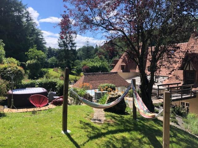 Le Prieure Des Fontaines Les Preaux Exterior foto