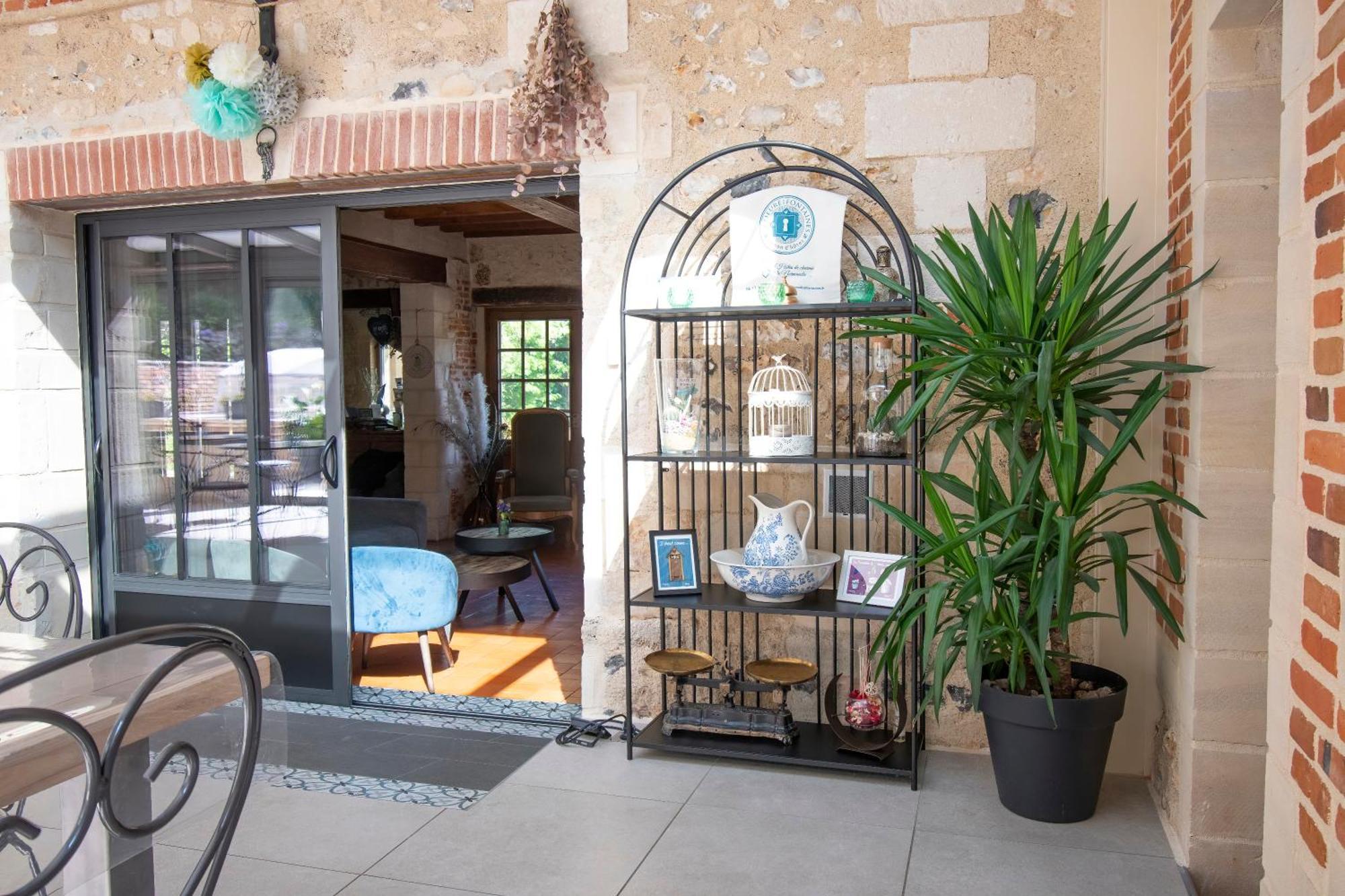 Le Prieure Des Fontaines Les Preaux Exterior foto